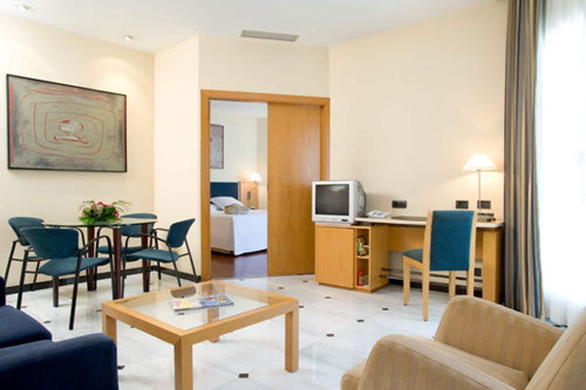 ホテル Urh シウタット デ マタロ マタロー 部屋 写真